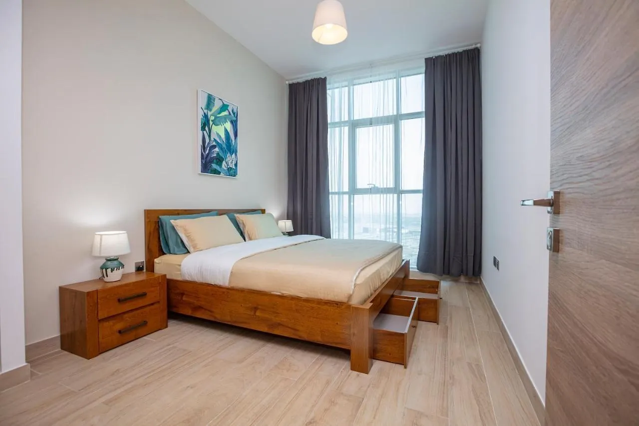 Studio One Marina Apartment Dubai