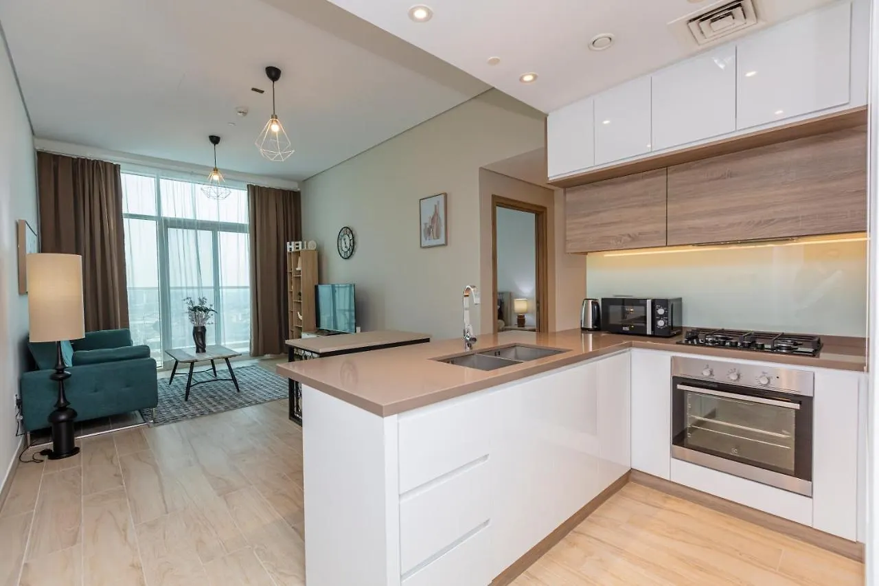 Studio One Marina Apartment Dubai