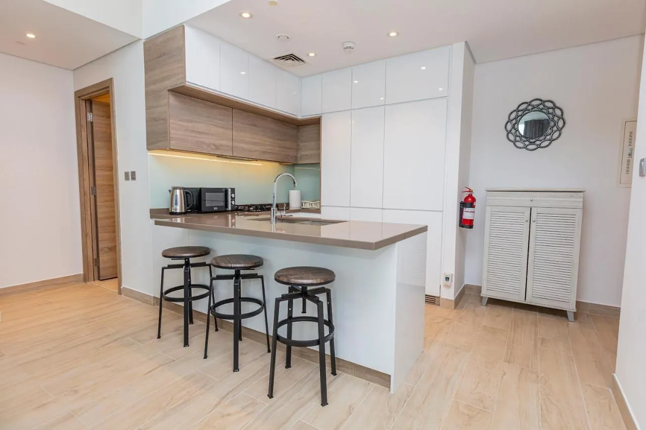 Studio One Marina Apartment Dubai